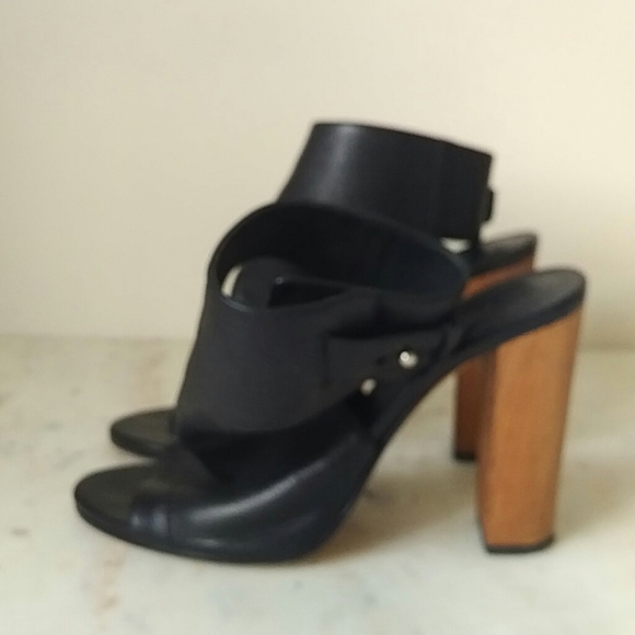 VINCE - black leather block heel Addie sandals - Picture 4 of 8
